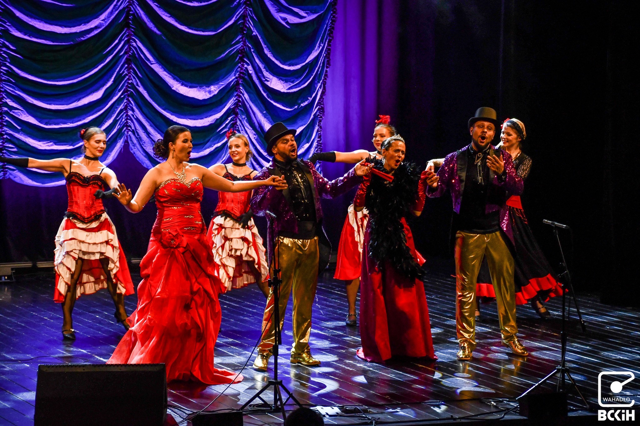 Węgierskie czardasze i tańce | 16:00